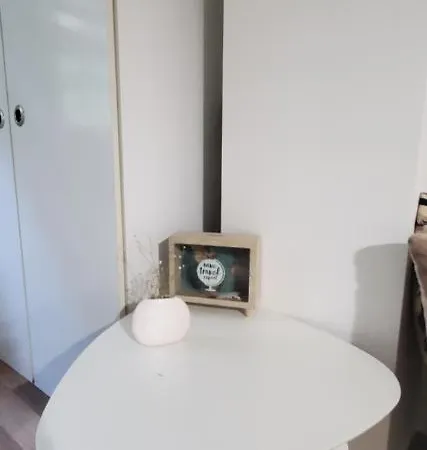 Apartment Sleep And Drive Free Wifi Private Parking *